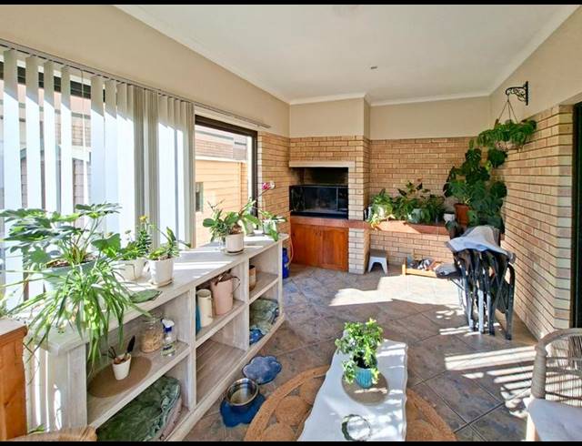 3 BEDROOM TOWNHOUSE FOR SALE IN HEATHER PARK